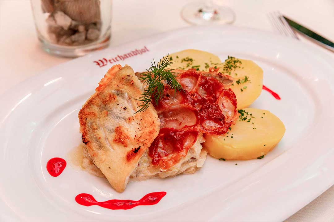 Fischgericht mit Petersilienkartoffeln